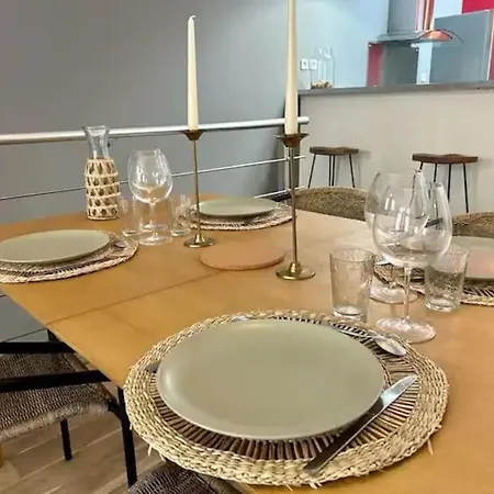 Chic 4 Personnes Hypercentre 5 Minutes Avenue De Champagne Epernay