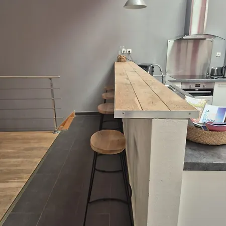 Chic 4 Personnes Hypercentre 5 Minutes Avenue De Champagne Apartment *